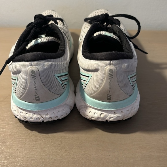 Brooks Ghost 13 sneakers USED. - Picture 3 of 8